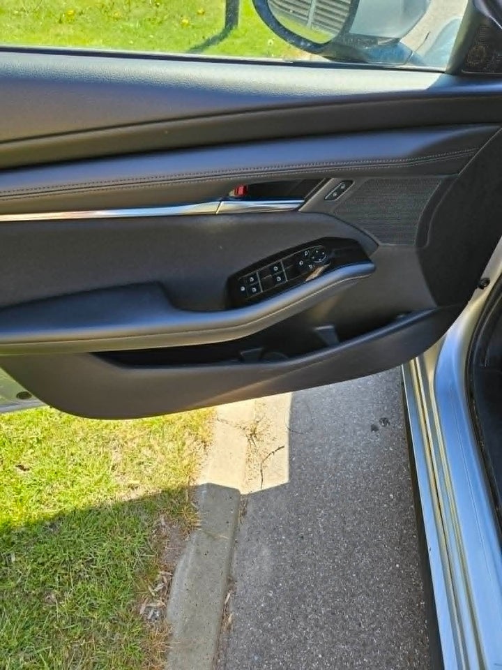 Mazda 3 2,0 SkyActiv-G 122 Sky Tech 5d