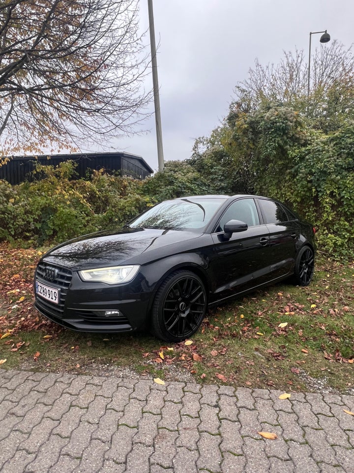 Audi A3 2,0 TDi 150 Ambition S-tr. 4d