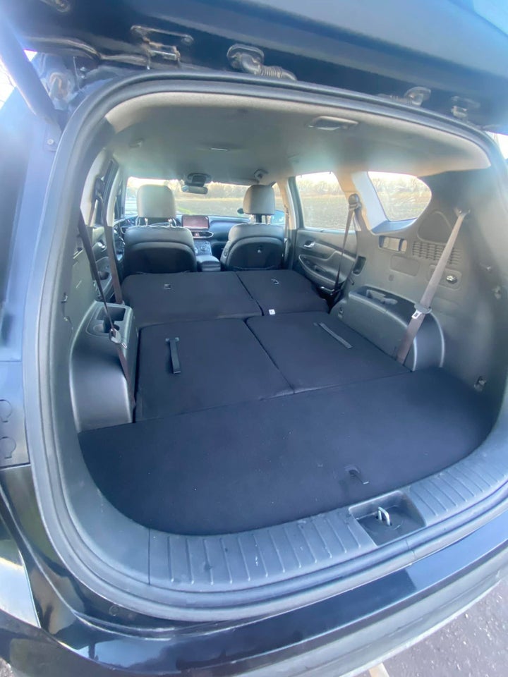 Hyundai Santa Fe 1,6 PHEV Essential aut. 4WD 7prs 5d
