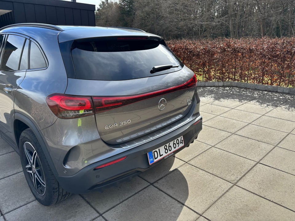 Mercedes EQA350 AMG Line 4Matic 5d