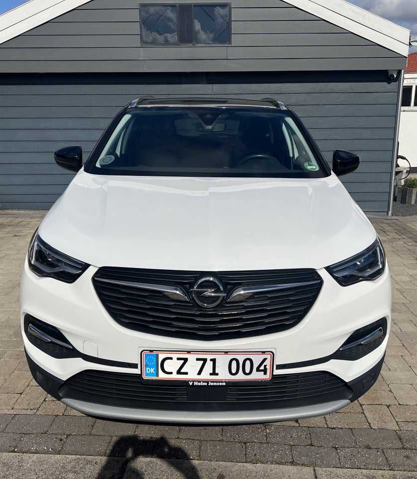 Opel Grandland X 1,6 Hybrid Ultimate aut. 5d