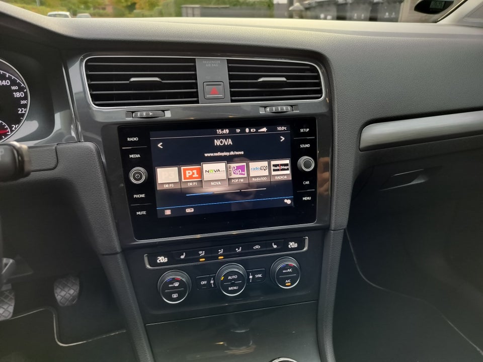 VW Golf VII 1,4 TSi 125 Comfortline BMT 5d