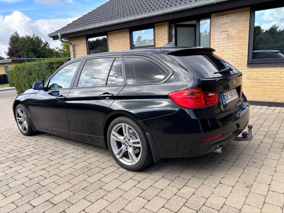 BMW 318d 2,0 Touring aut. 5d
