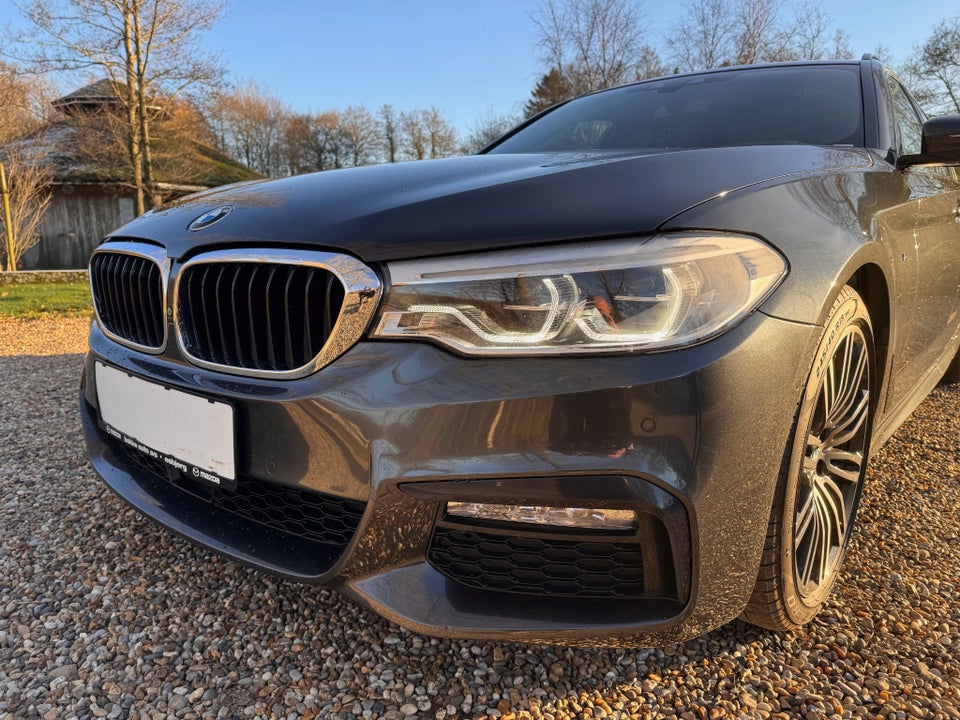 BMW 530d 3,0 Touring M-Sport xDrive aut. 5d