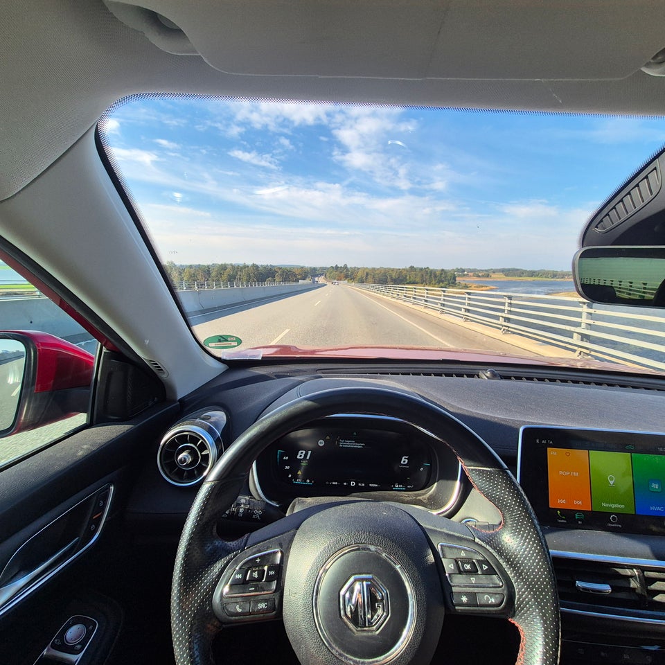 MG EHS 1,5 PHEV Luxury 5d