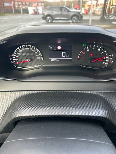 Peugeot 208 1,2 PureTech 100 Allure 5d