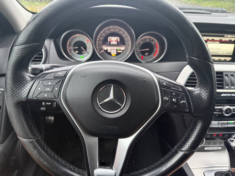 Mercedes C200 2,2 CDi AMG Line stc. 5d