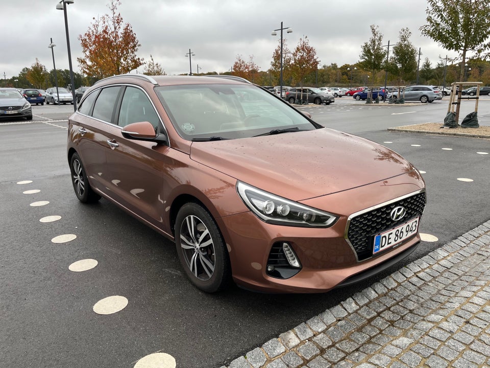 Hyundai i30 1,0 T-GDi Premium stc. 5d