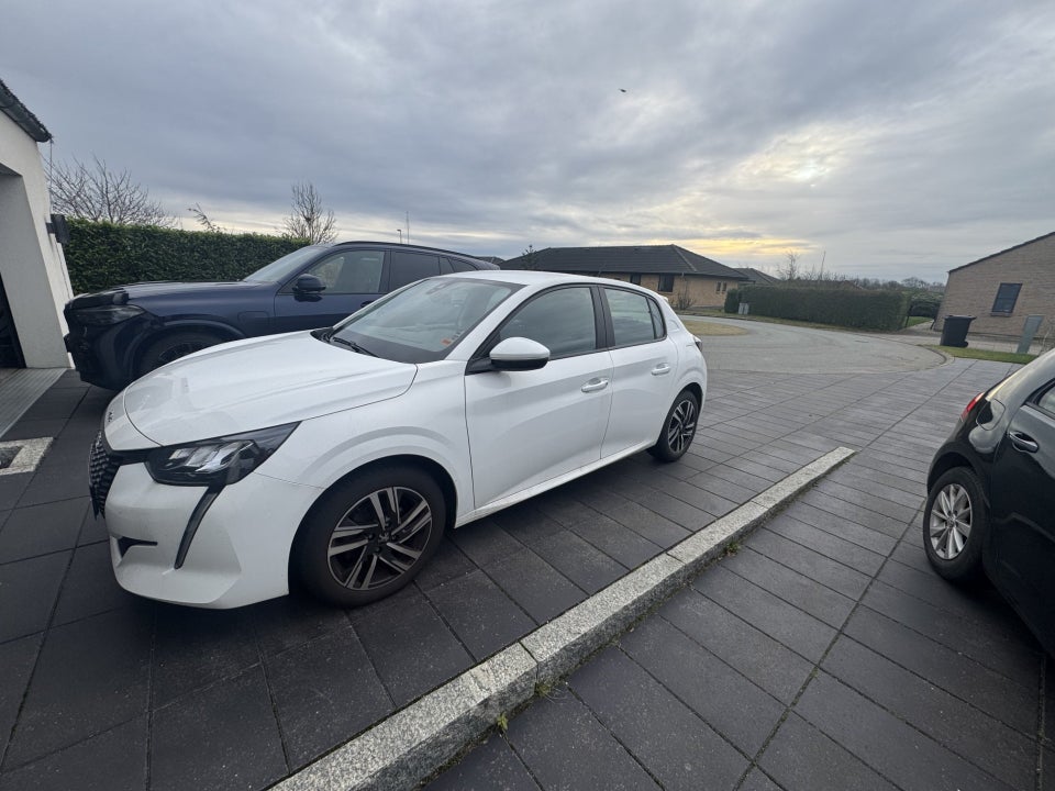 Peugeot 208 1,2 PureTech 75 Active 5d