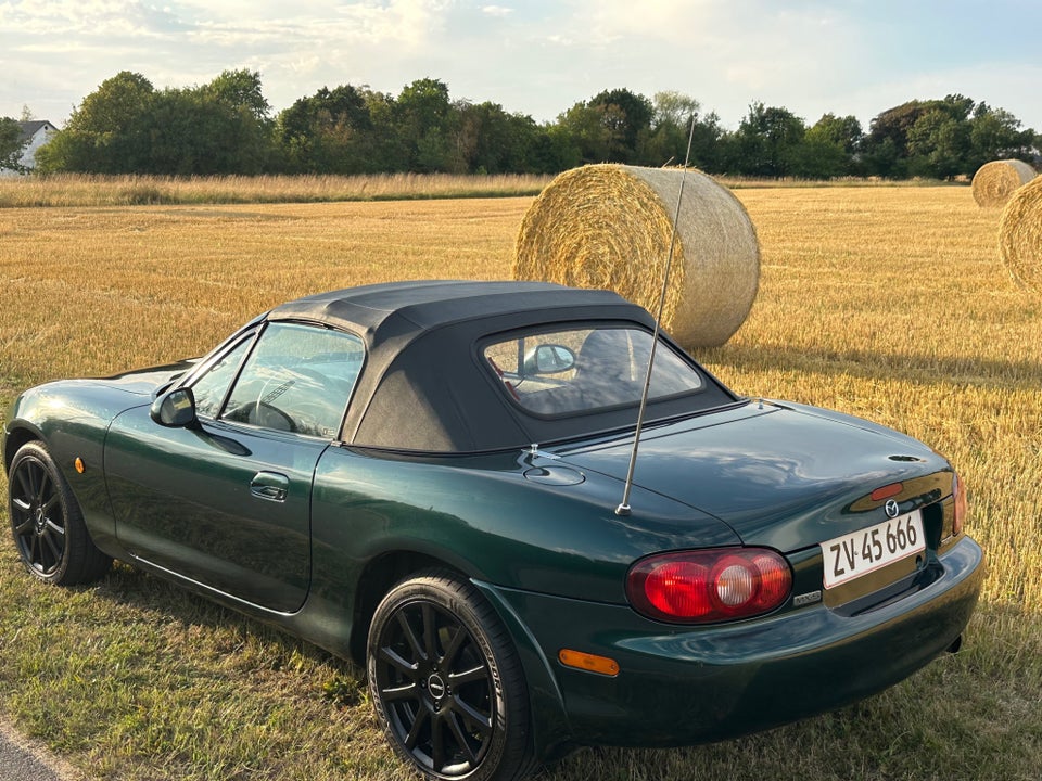 Mazda MX-5 1,8  2d