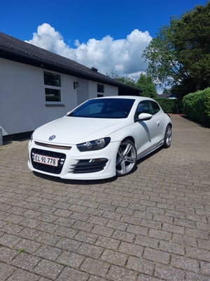 VW Scirocco 2,0 TSi 210 Sport DSG 3d