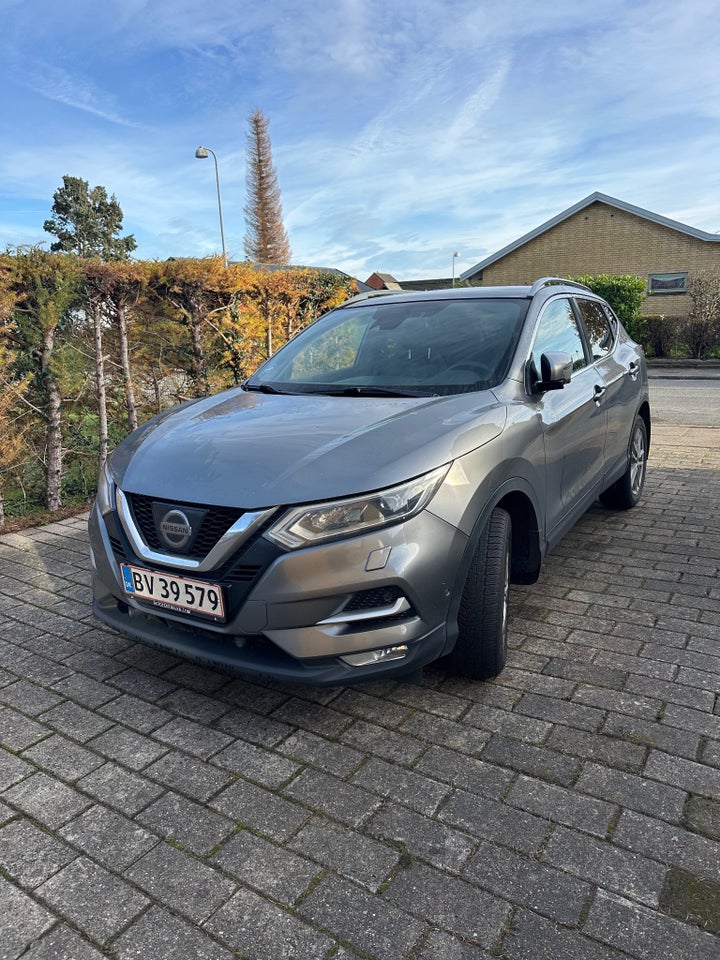 Nissan Qashqai 1,6 dCi 130 Tekna X-tr. 5d