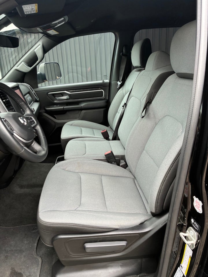 Dodge RAM 1500 5,7 V8 Hemi Built to Serve aut. 4d