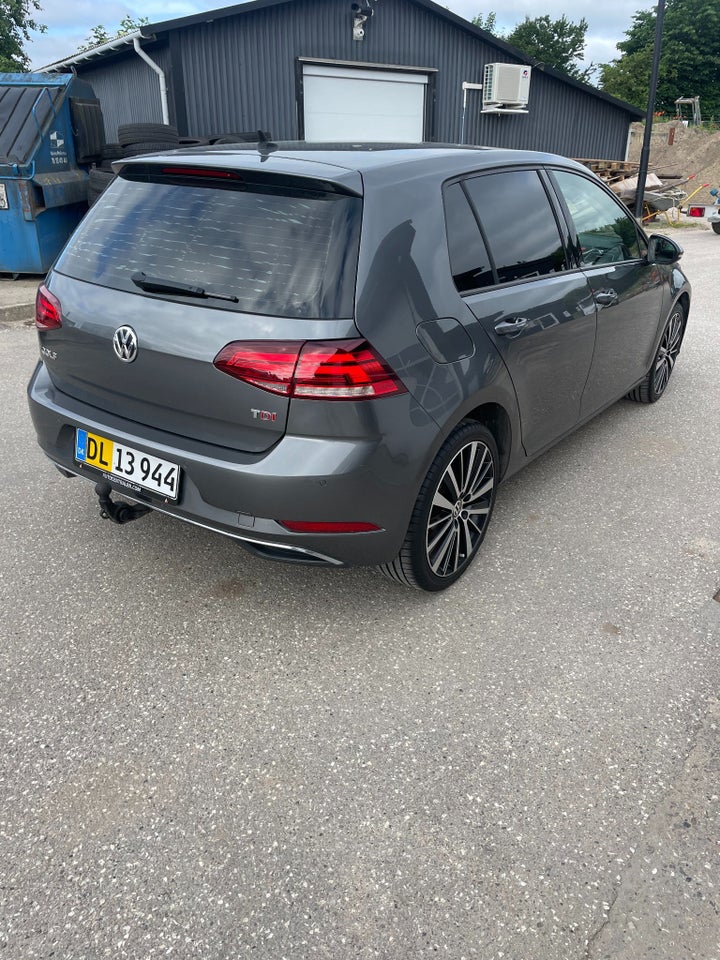 VW Golf VII 1,6 TDi 115 Comfortline DSG Van 5d