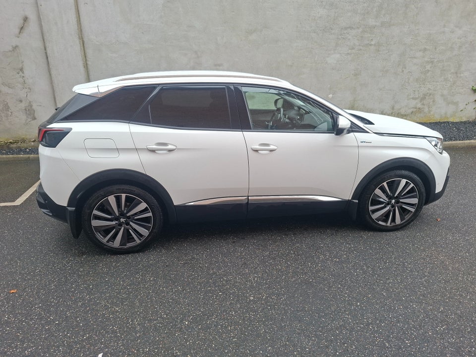 Peugeot 3008 1,6 Hybrid Allure Limited EAT8 5d