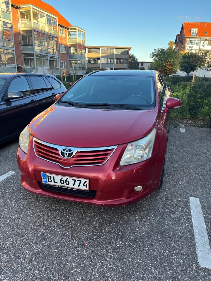 Toyota Avensis 2,0 VVT-i TX stc. E-CVT 5d