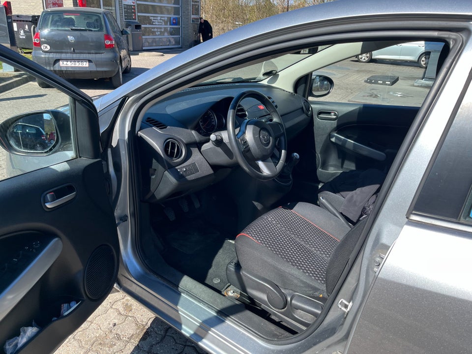 Mazda 2 1,3 Takara Edition 5d