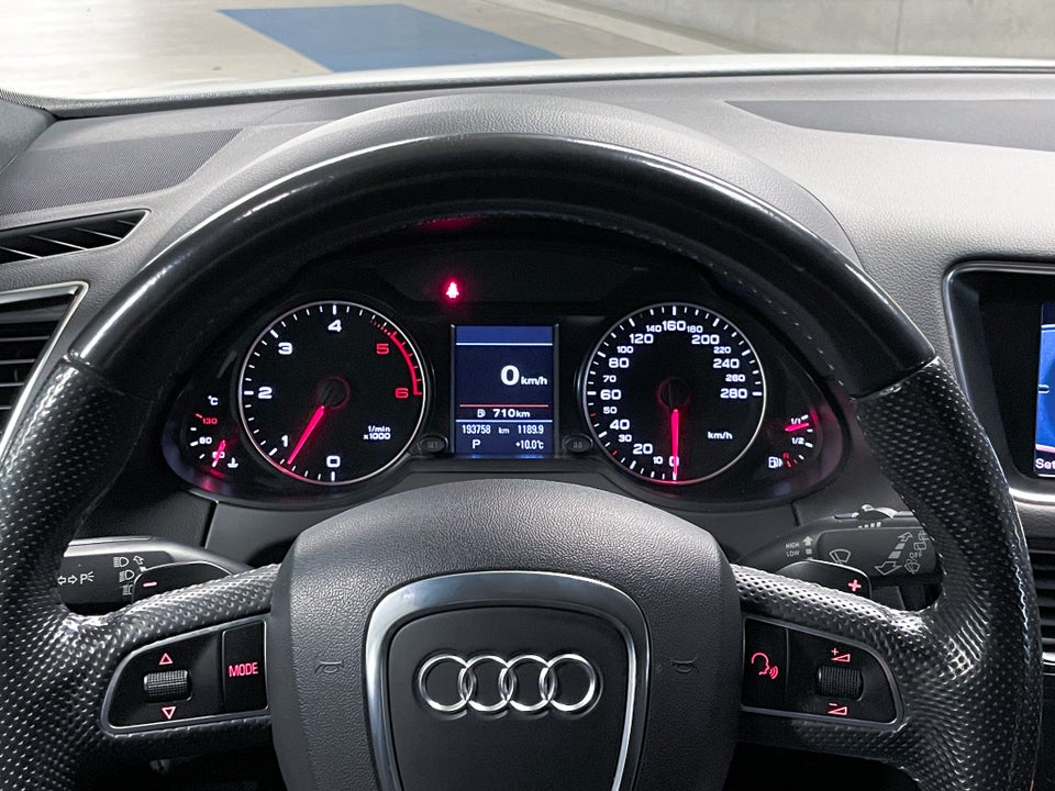 Audi Q5 3,0 TDi 240 S-line quattro S-tr. 5d
