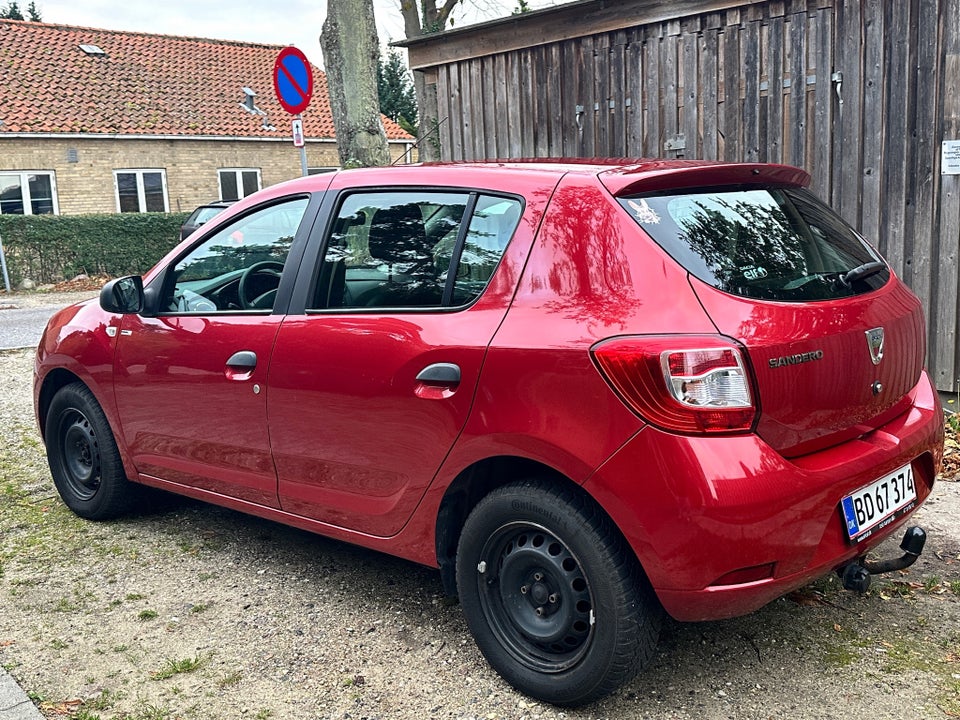 Dacia Sandero 0,9 TCe 90 Ambiance Easy-R 5d