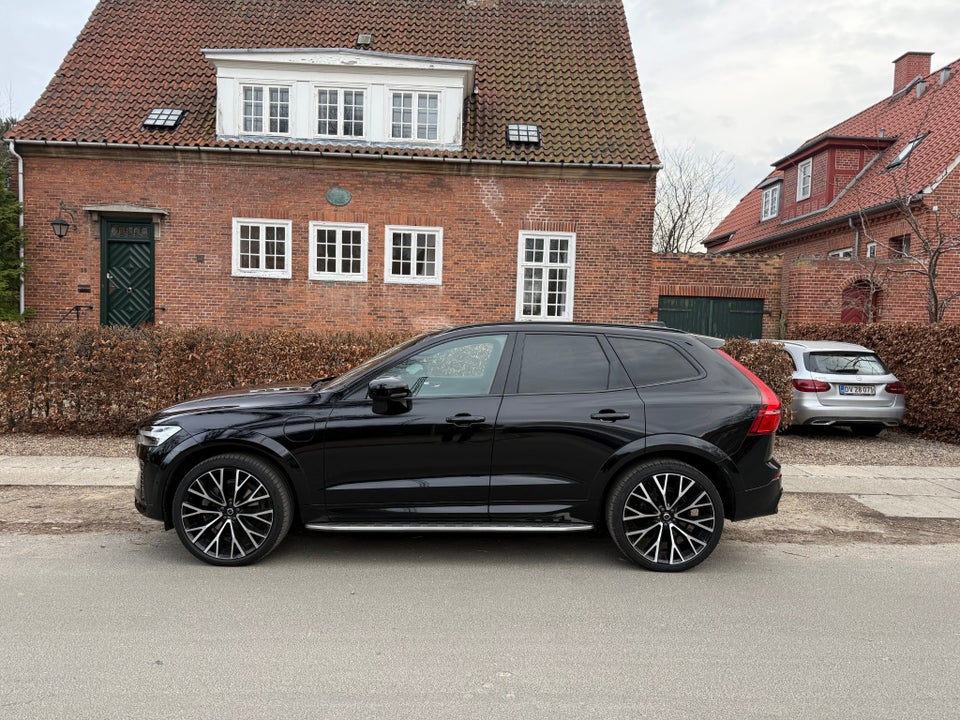Volvo XC60 2,0 T6 ReCharge R-Design aut. AWD 5d