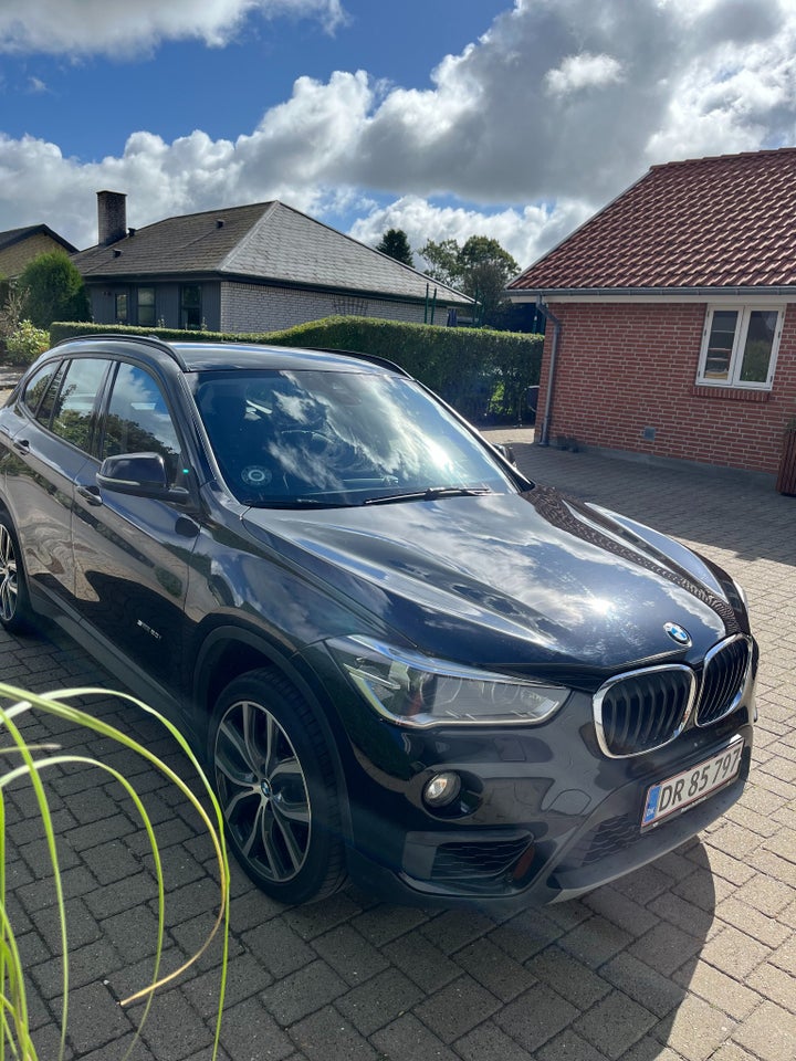 BMW X1 2,0 sDrive20i Sport Line aut. 5d