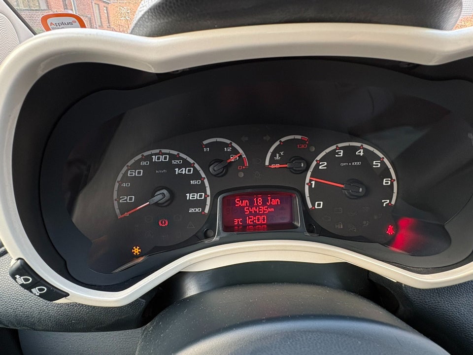 Ford Ka 1,2 Titanium 3d