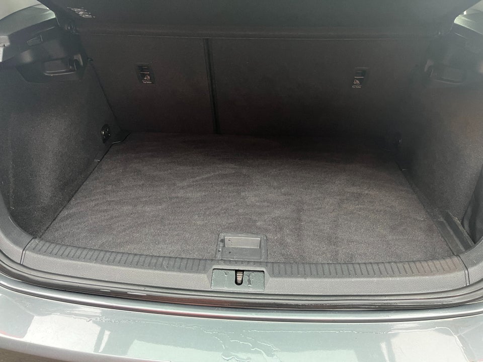 VW Golf VII 1,0 TSi 85 Trendline 5d