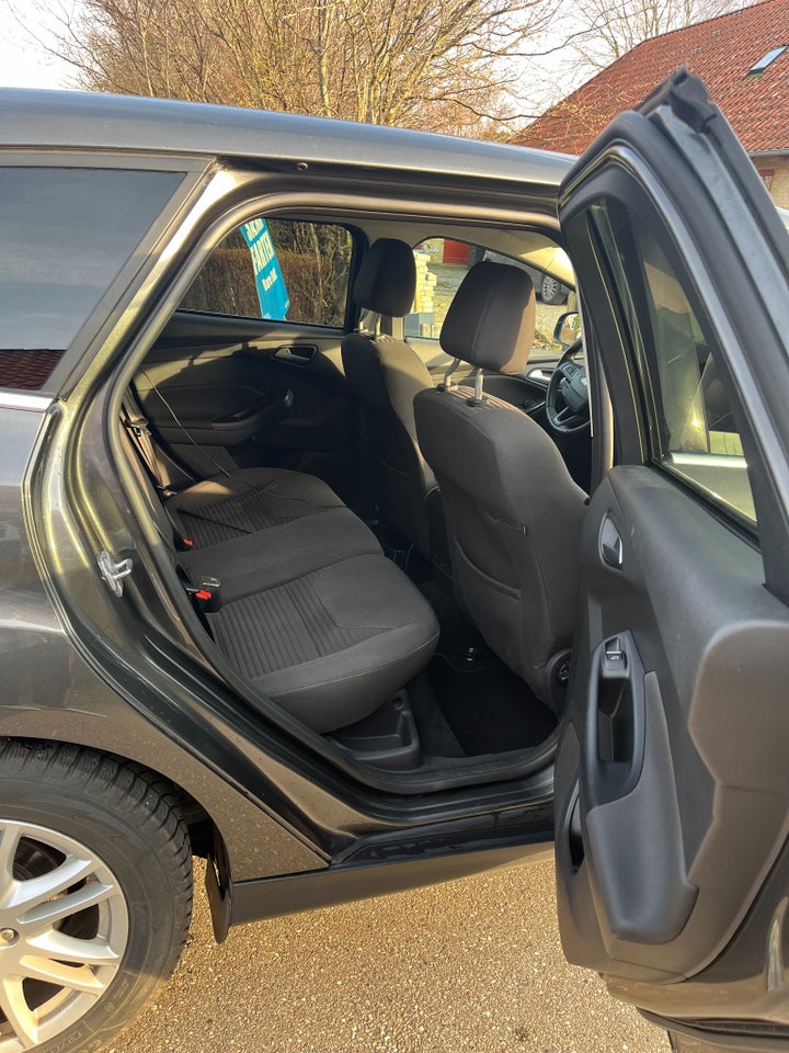 Ford Focus 1,5 SCTi 150 Titanium stc. 5d