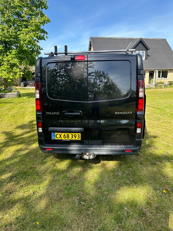 Renault Trafic T29 2,0 dCi 120 L2H1