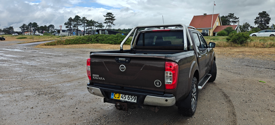 Nissan Navara 2,3 dCi 190 Db.Kab Tekna 4d