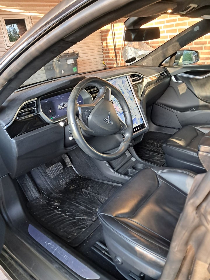 Tesla Model S 70D 5d