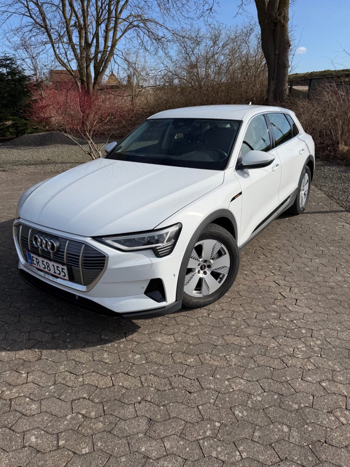 Audi e-tron 50 quattro 5d