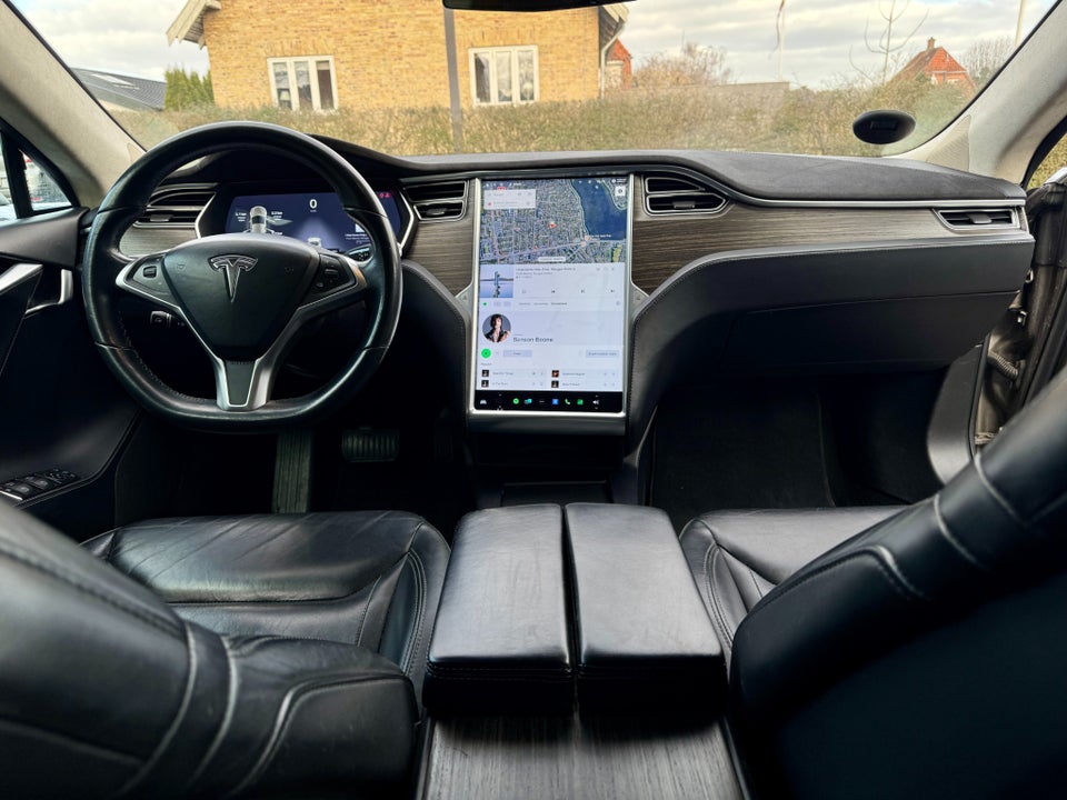 Tesla Model S 90D 5d
