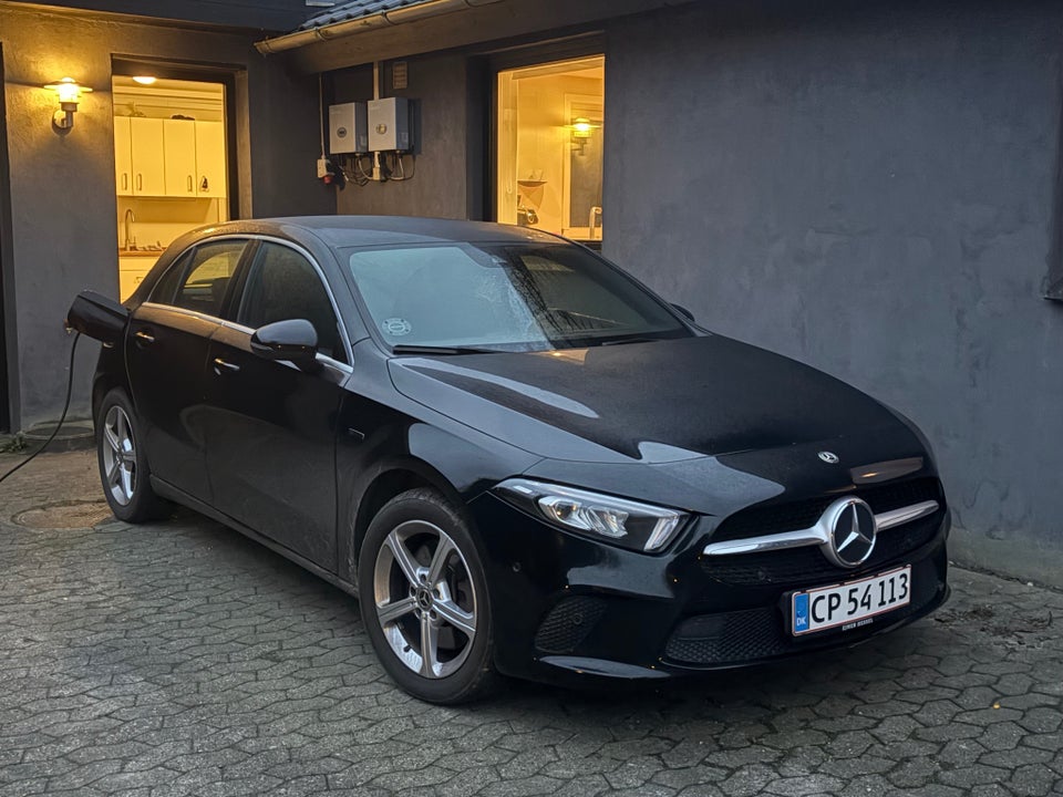 Mercedes A250 e 1,3 aut. 5d