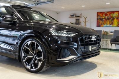 Audi Q8 50 TDi S-line quattro Tiptr. 5d