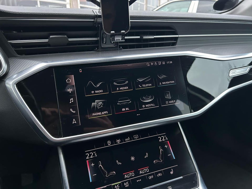 Audi A6 40 TDi Sport Avant S-tr. 5d