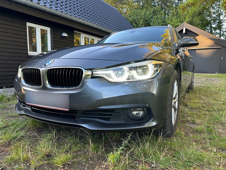 BMW 320i 2,0 Touring Executive aut. 5d