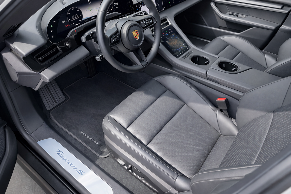 Porsche Taycan 4S 4d