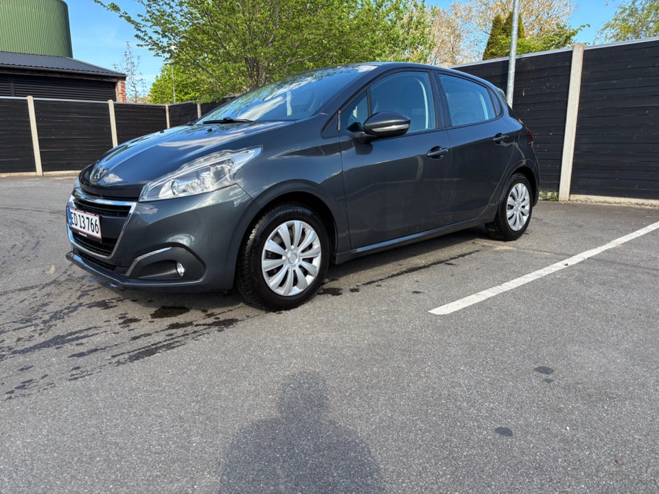 Peugeot 208 1,2 VTi 82 Active 5d