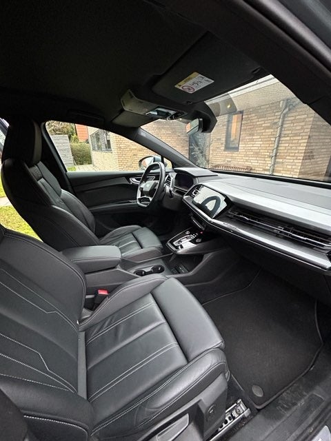 Audi Q4 e-tron 50 S-line quattro 5d