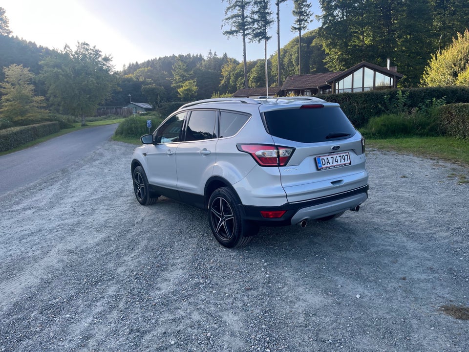 Ford Kuga 1,5 SCTi 176 Titanium aut. AWD 5d