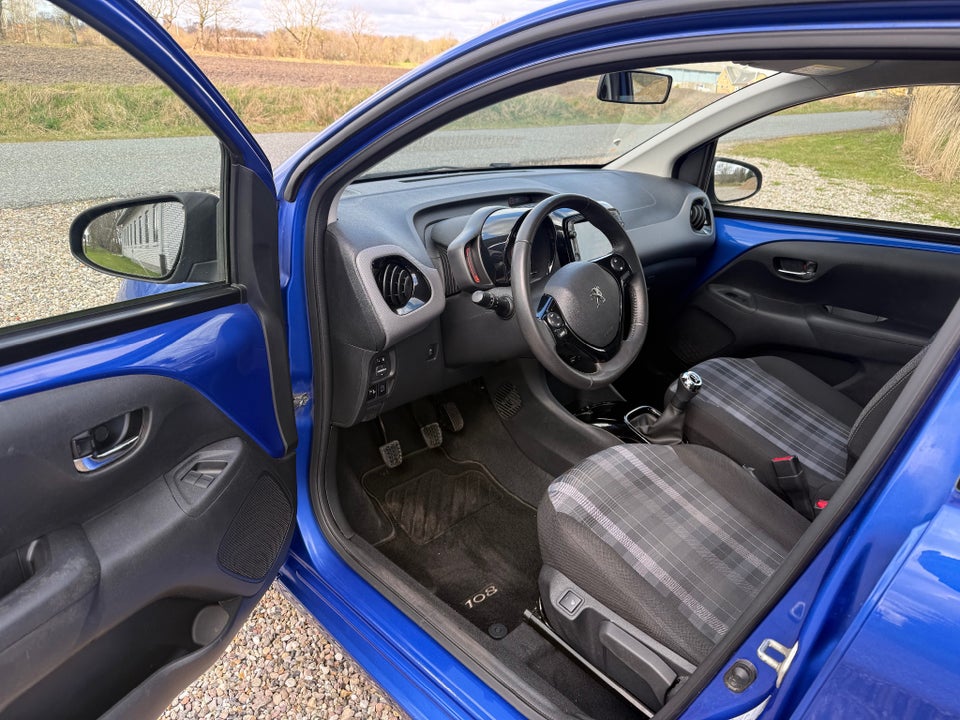 Peugeot 108 1,0 e-VTi 72 Infinity 5d