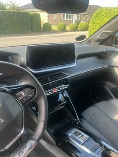 Peugeot e-208 50 GT 5d