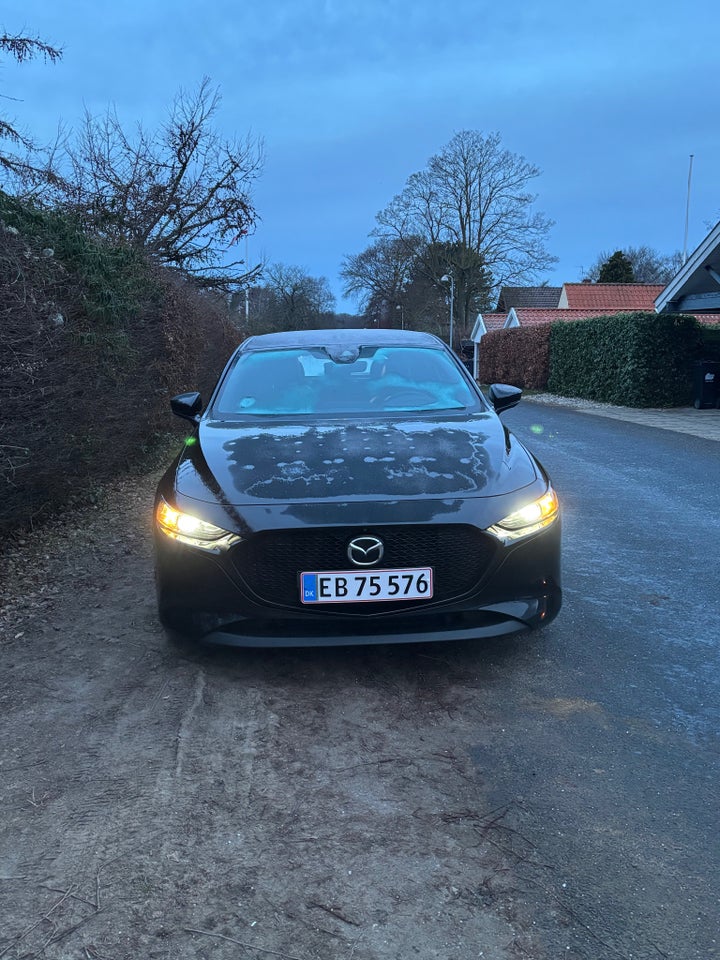 Mazda 3 2,0 SkyActiv-G 122 Cosmo aut. 5d
