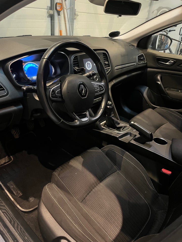 Renault Megane IV 1,5 dCi 110 Zen Sport Tourer 5d
