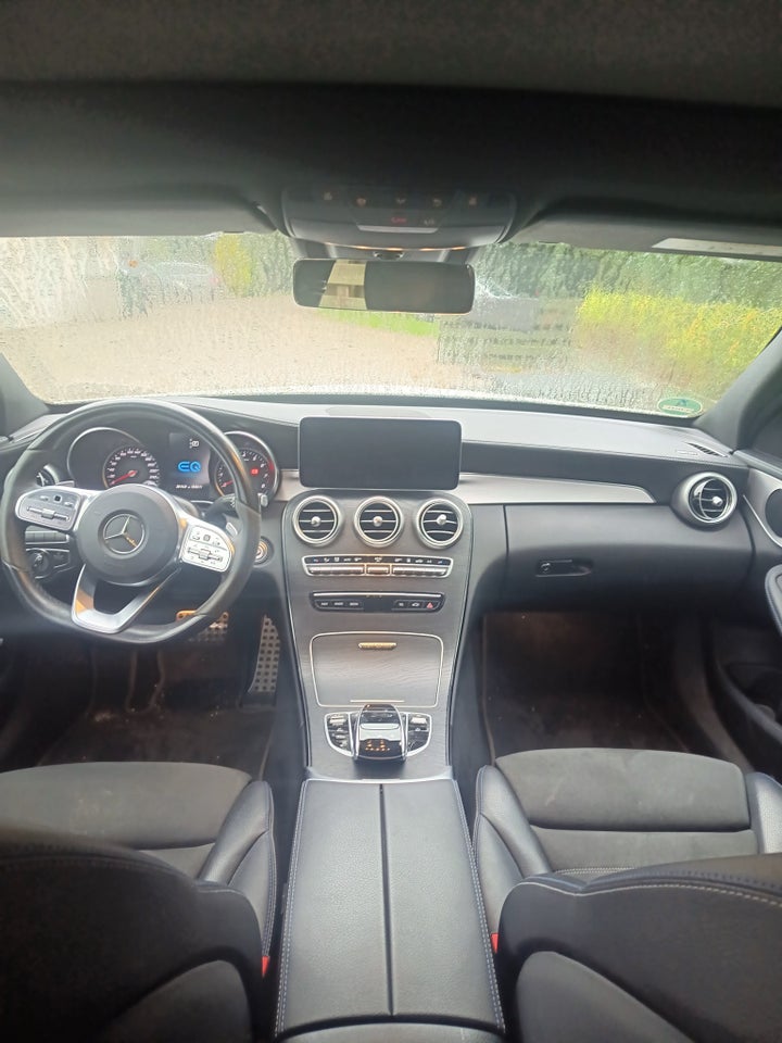 Mercedes C300 e 2,0 AMG Line stc. aut. 5d