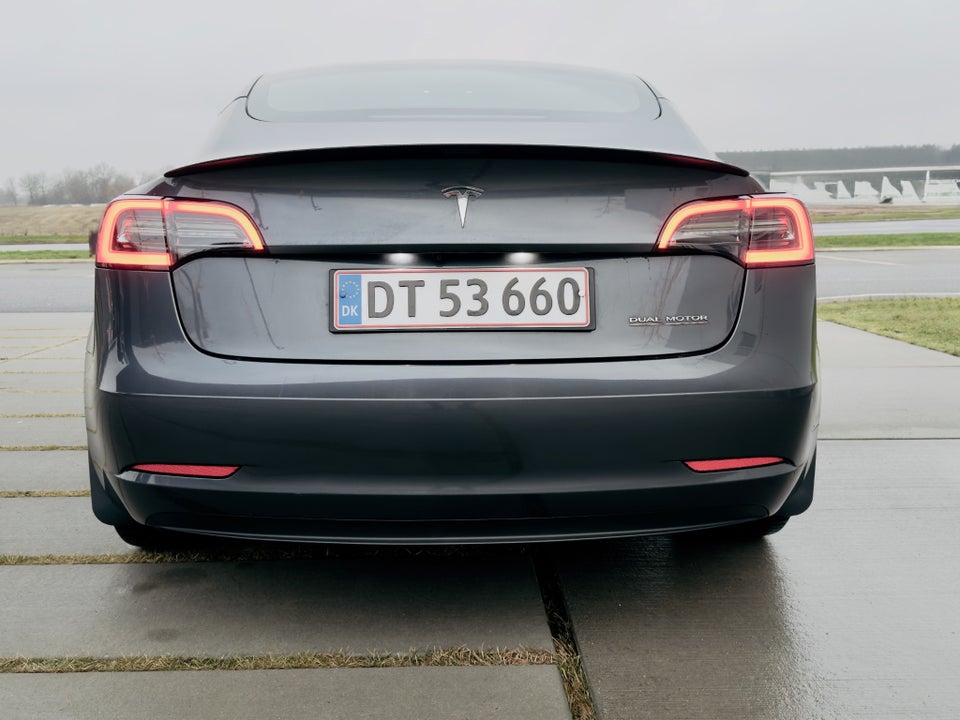 Tesla Model 3 Performance AWD 4d