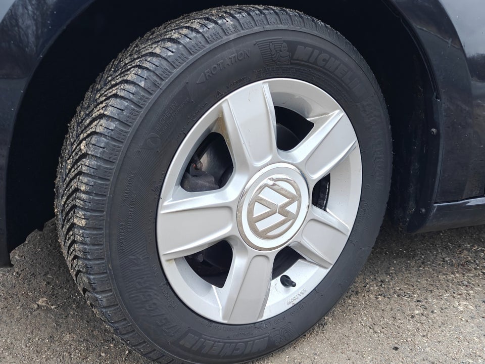 VW Up! 1,0 MPi 60 Move Up! BMT 5d