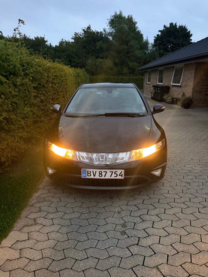 Honda Civic 1,8 Sport 5d
