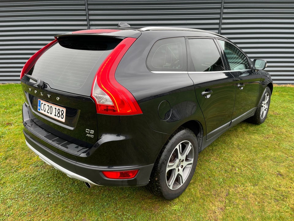 Volvo XC60 2,4 D3 163 Summum aut. AWD 5d